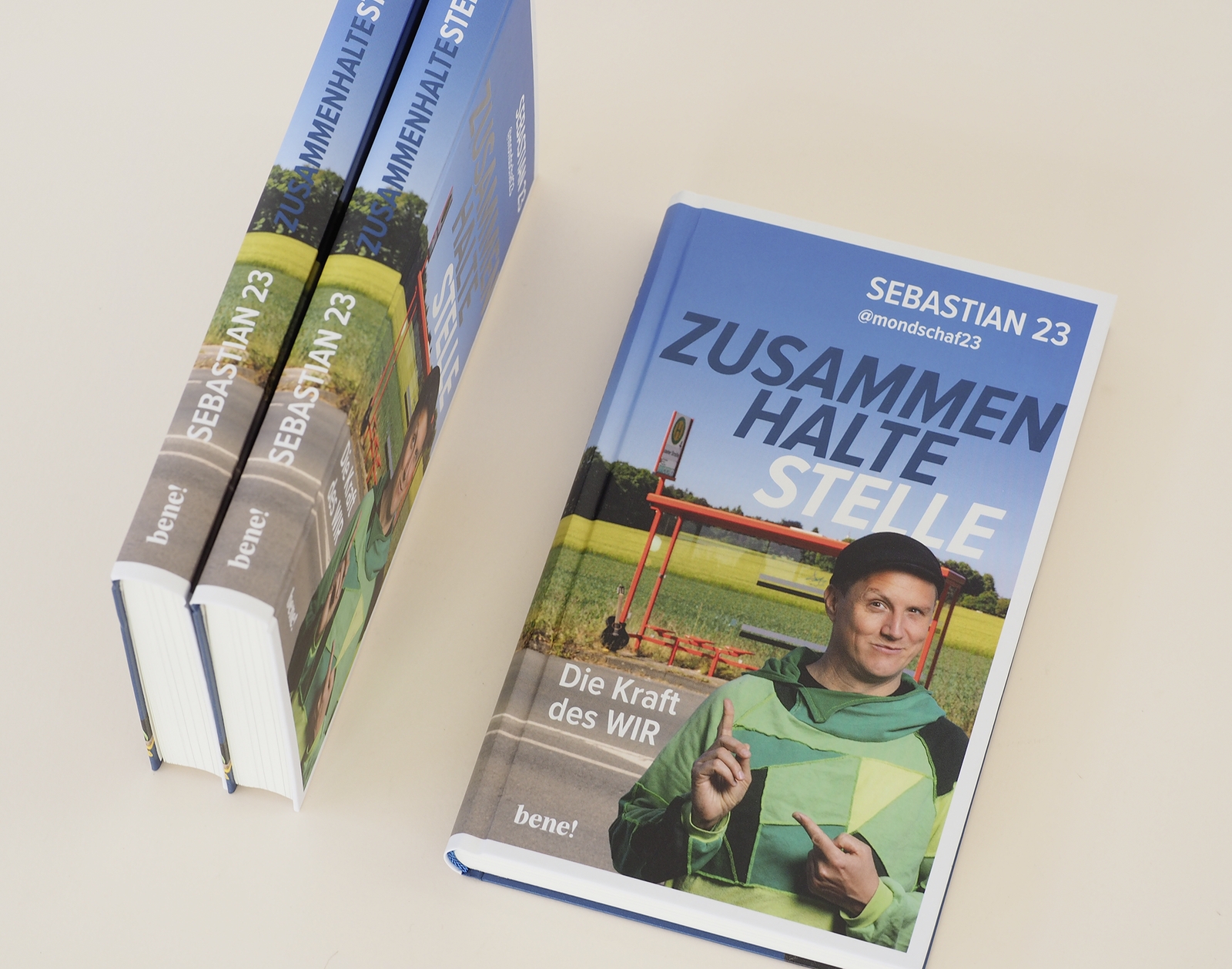 Buch - Zusammenhaltestelle