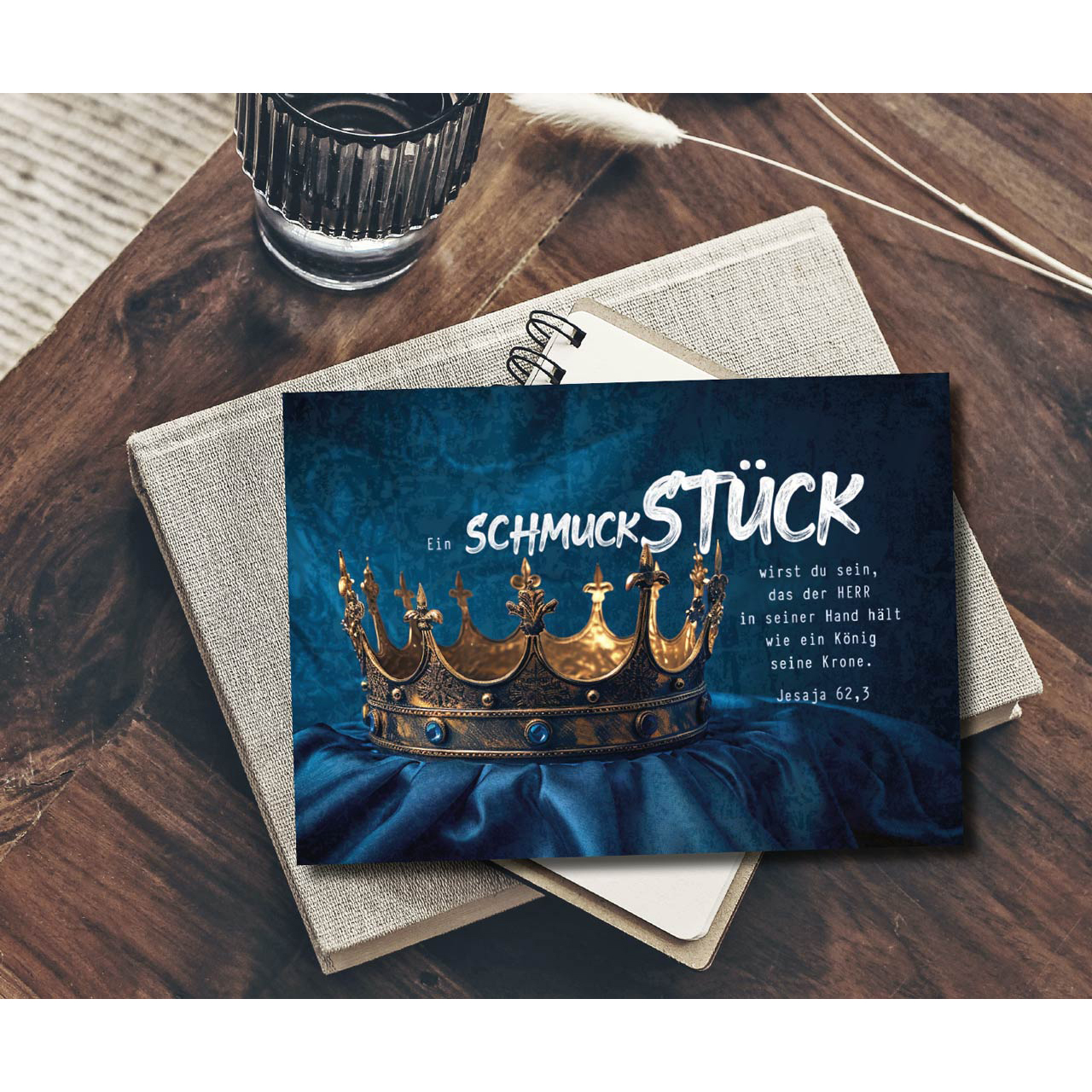 Postkarten - Postkarte 'Ein Schmuckstück' 12X - Krone Stoff Muster