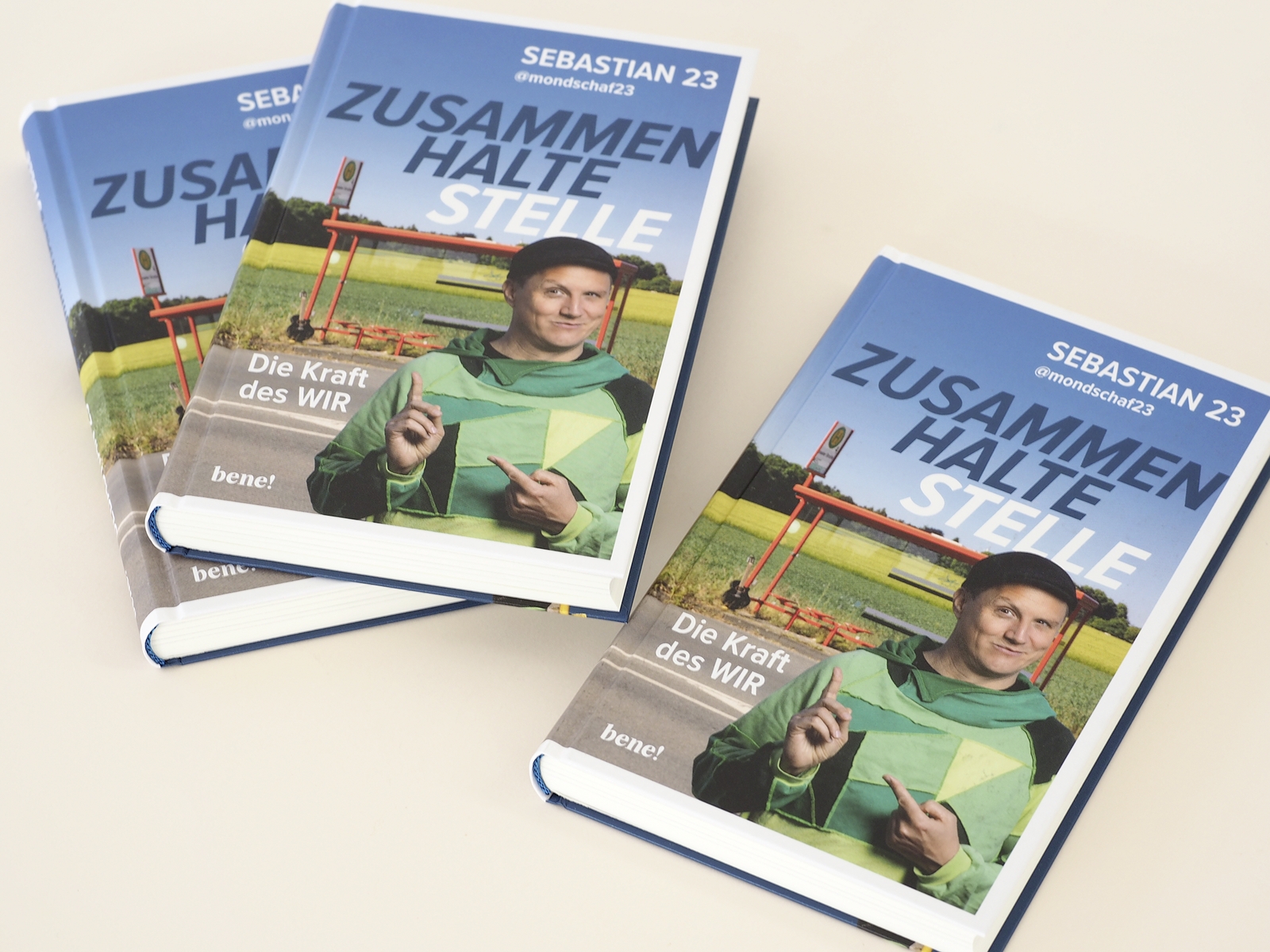 Buch - Zusammenhaltestelle