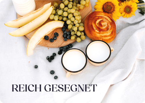 Postkarte - Postkarte 'Reich gesegnet' - Obst Tassen Blumen