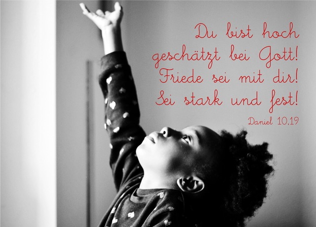 Postkarte 'Du bist hoch geschätzt bei Gott! Friede sei mit dir! Sei stark und fe