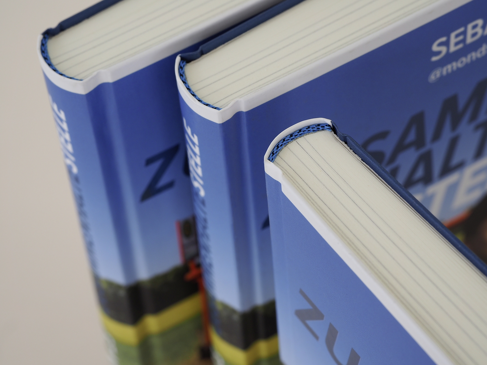 Buch - Zusammenhaltestelle