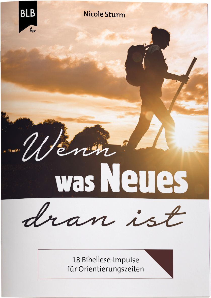 Buch - Wenn was Neues dran ist - Wanderung Frau Gehstock Rucksack Sonnenuntergang