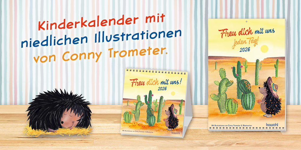 Kinderkalender mit niedlichen Illustrationen von Conny Trometer, präsentiert auf einem Holztisch vor einer gestreiften Wand.